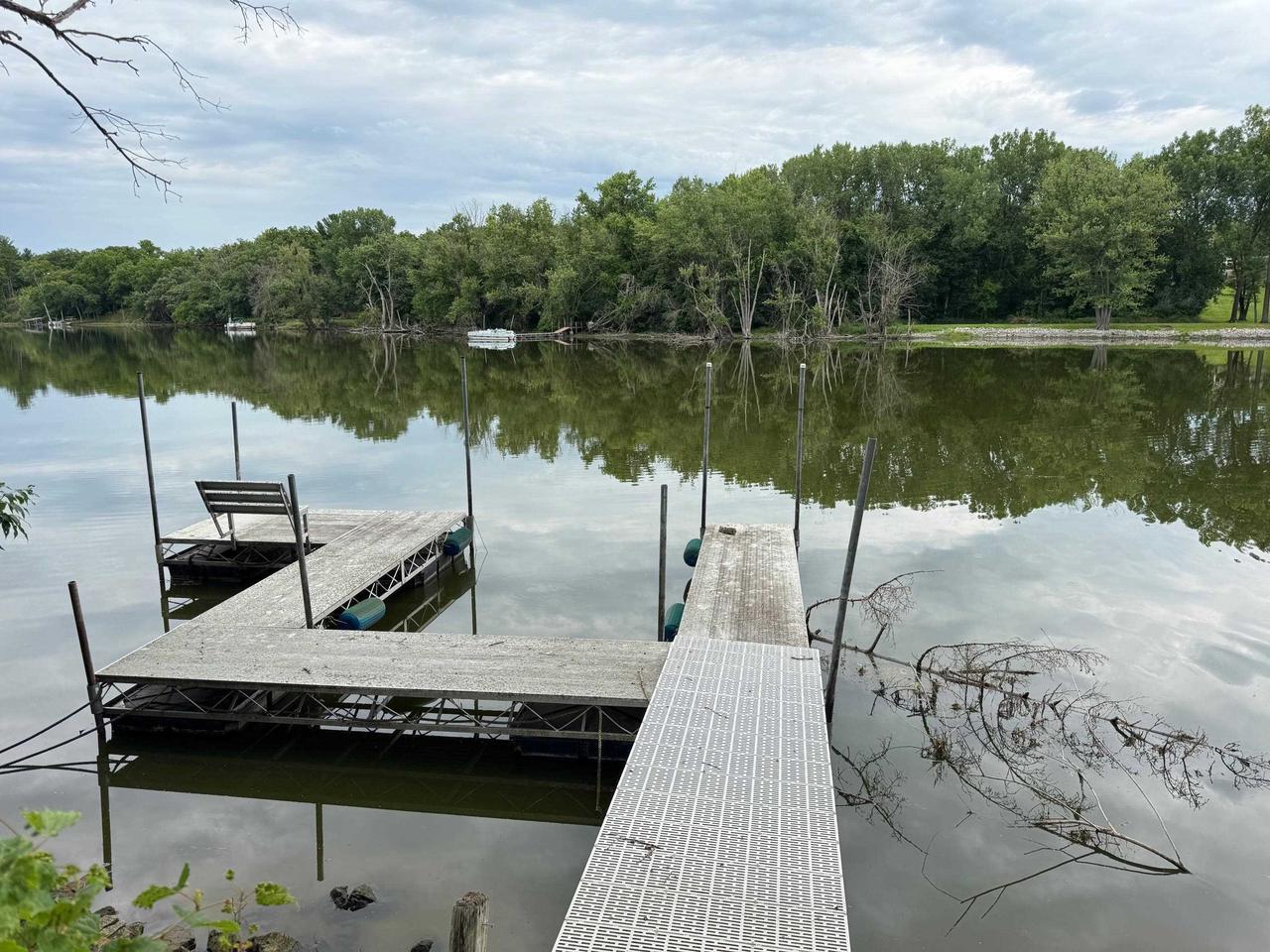 Property Photo:  4838 West Oakwood Park Drive  WI 53548 