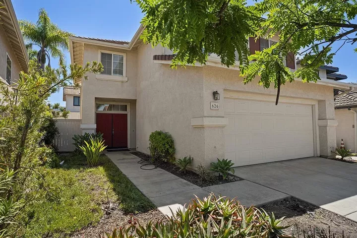 Property Photo: 626 Sonoma St CA 92078
