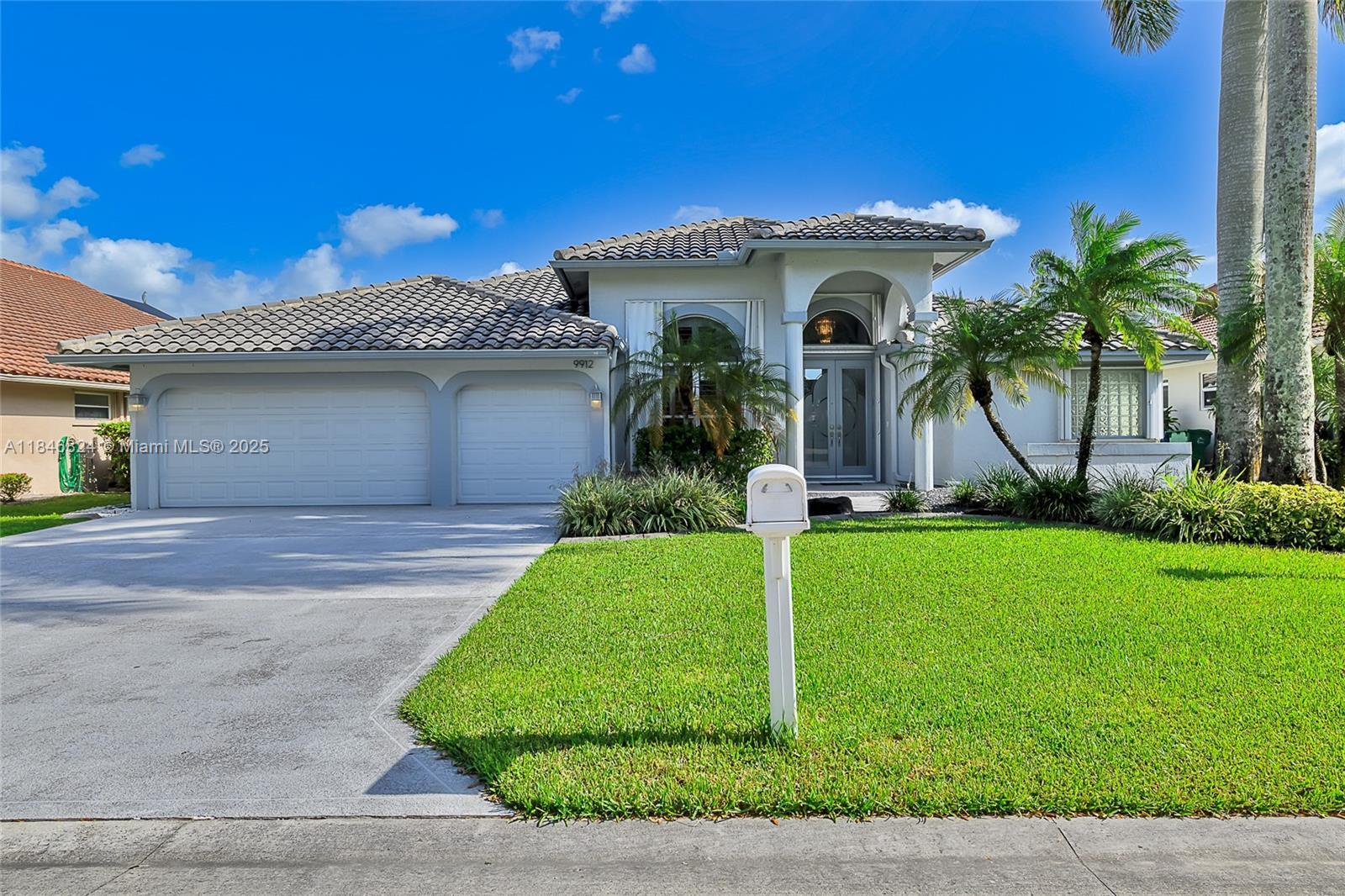 Property Photo: 9912 NW 49th Pl FL 33076