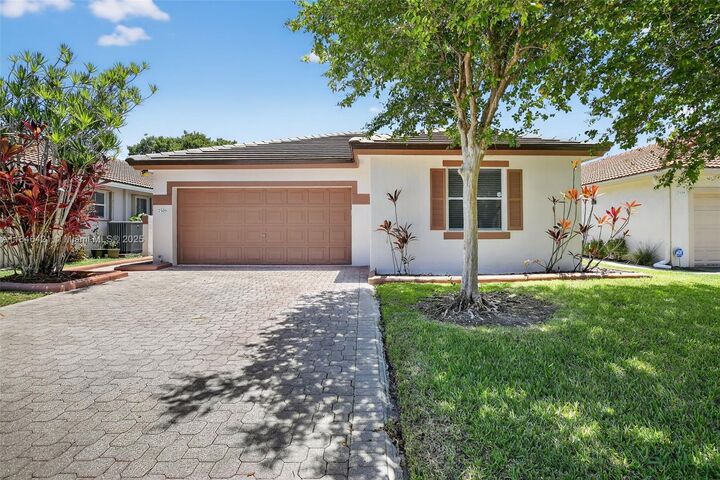 7306 NW 1st Mnr  Plantation FL 33317 photo