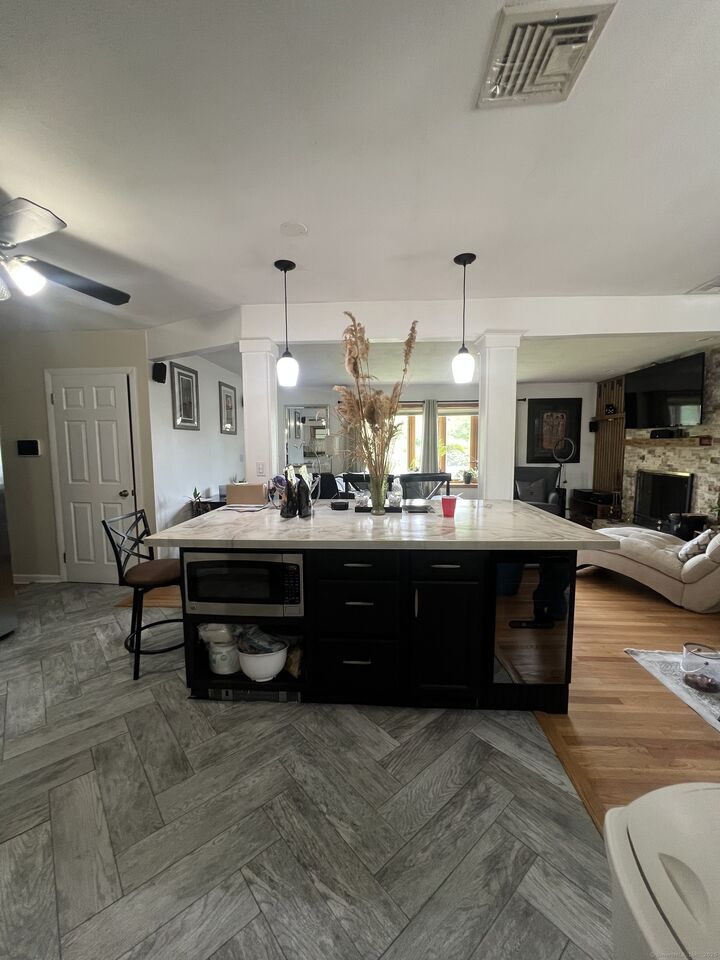 Property Photo: 323 Shingle Hill Road CT 06516