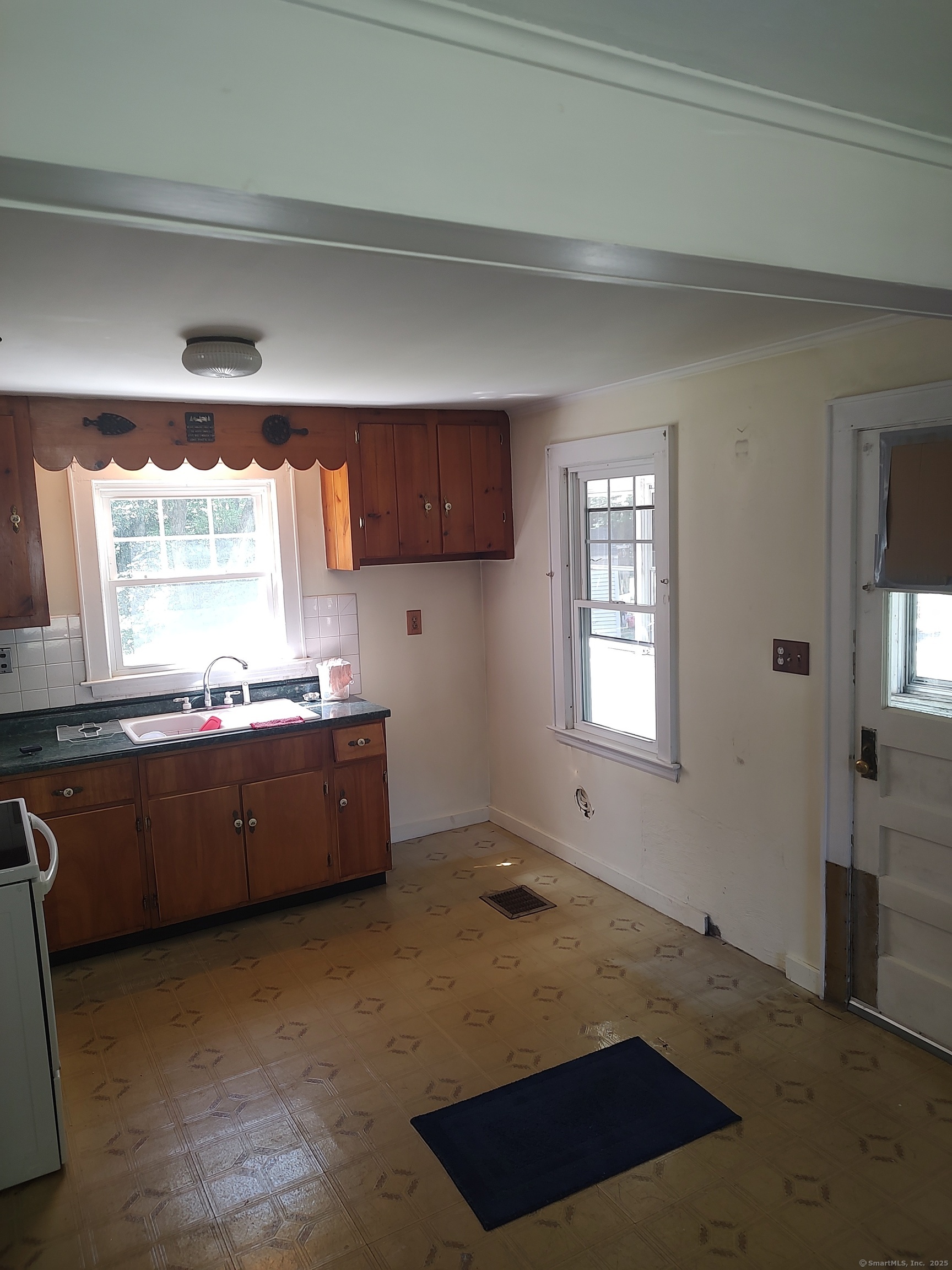 Property Photo: 24 North Avenue CT 06473