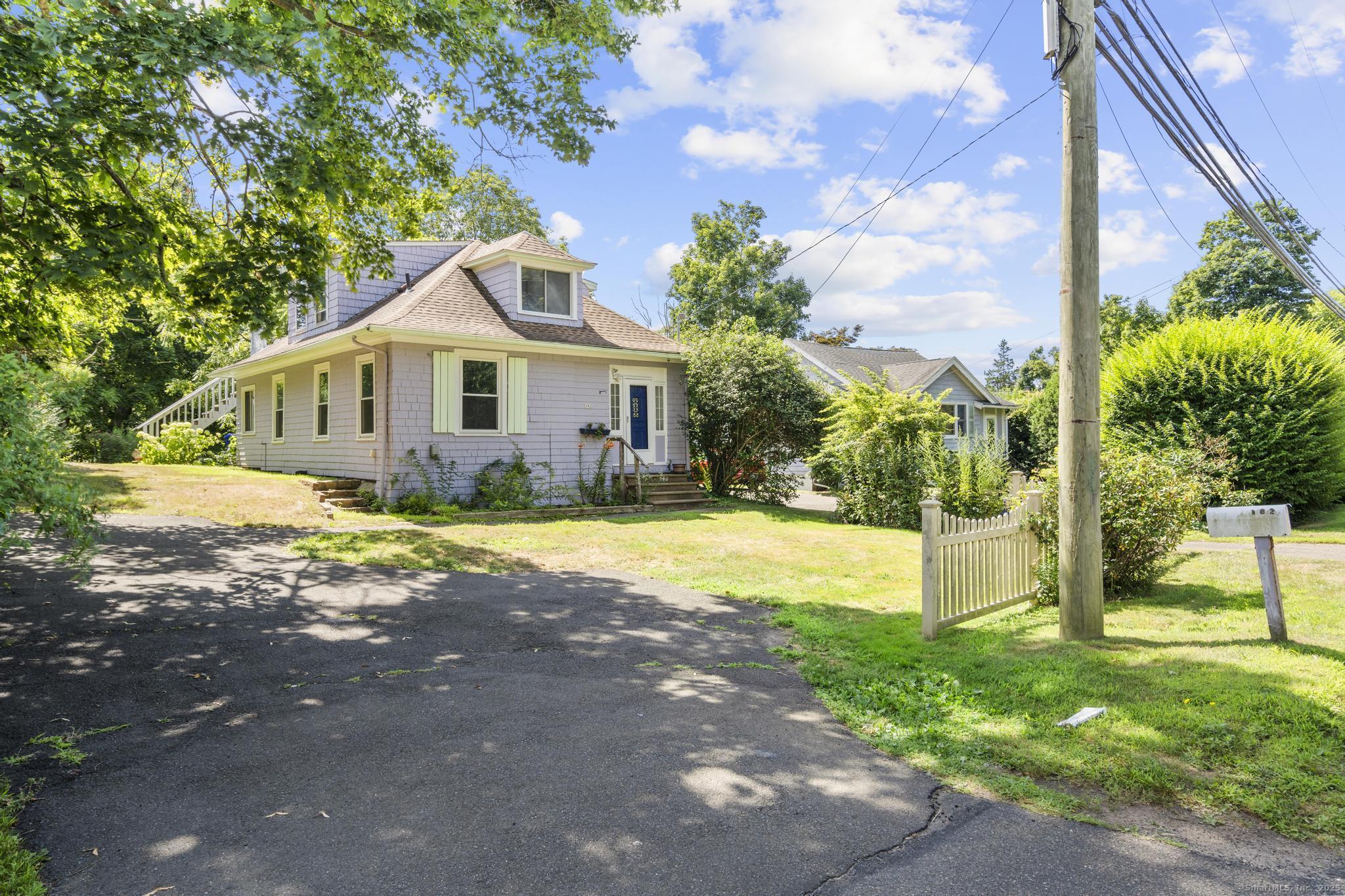 Property Photo:  182 Short Beach Road  CT 06405 