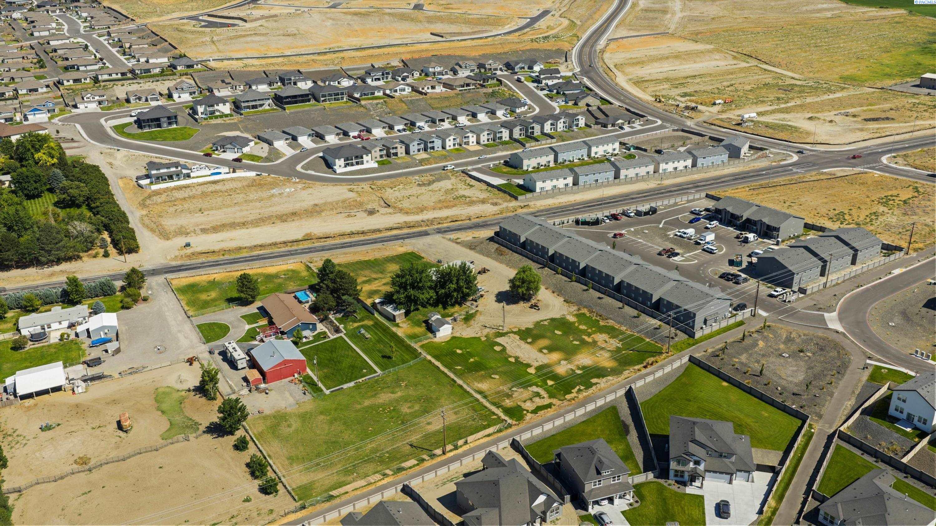 Property Photo: Lot 4 Sp 524 W Van Giesen St WA 99353
