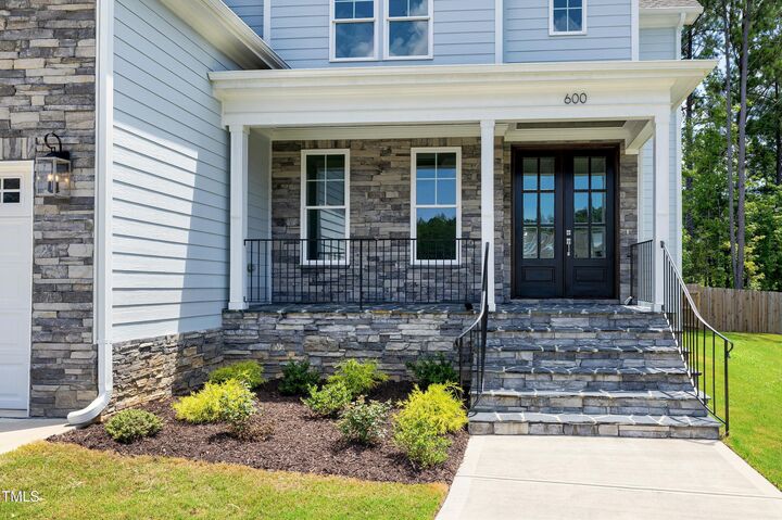 Property Photo: 600 Darian Woods Drive NC 27540