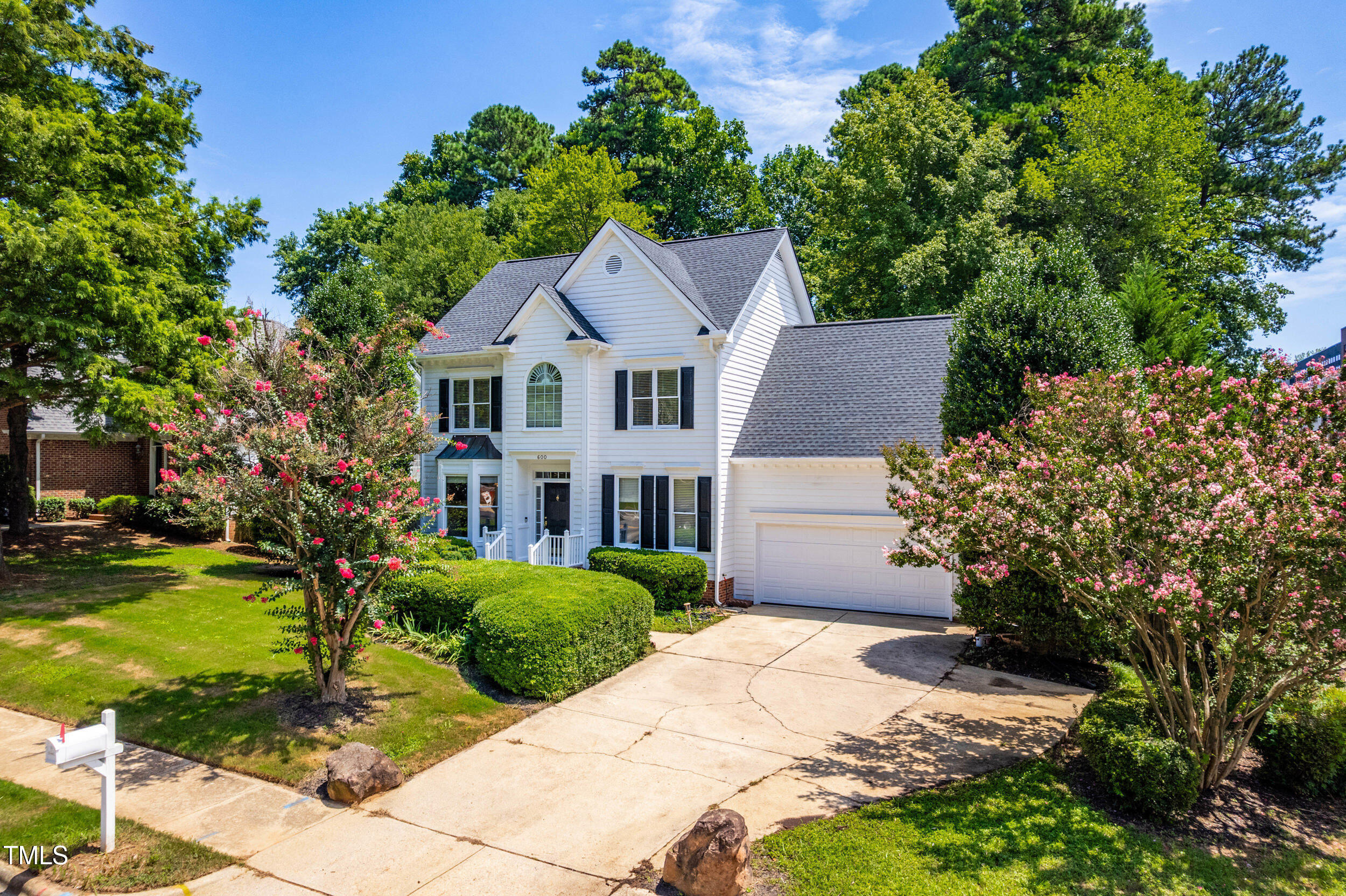 Property Photo: 600 Hardimont Road NC 27609