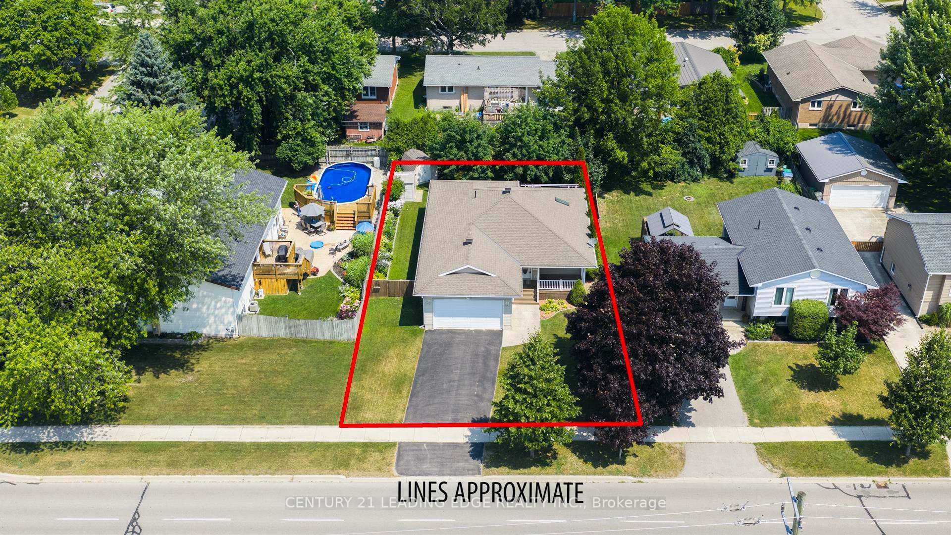 Property Photo: 221 Suncoast Drive E ON N7A 4H8
