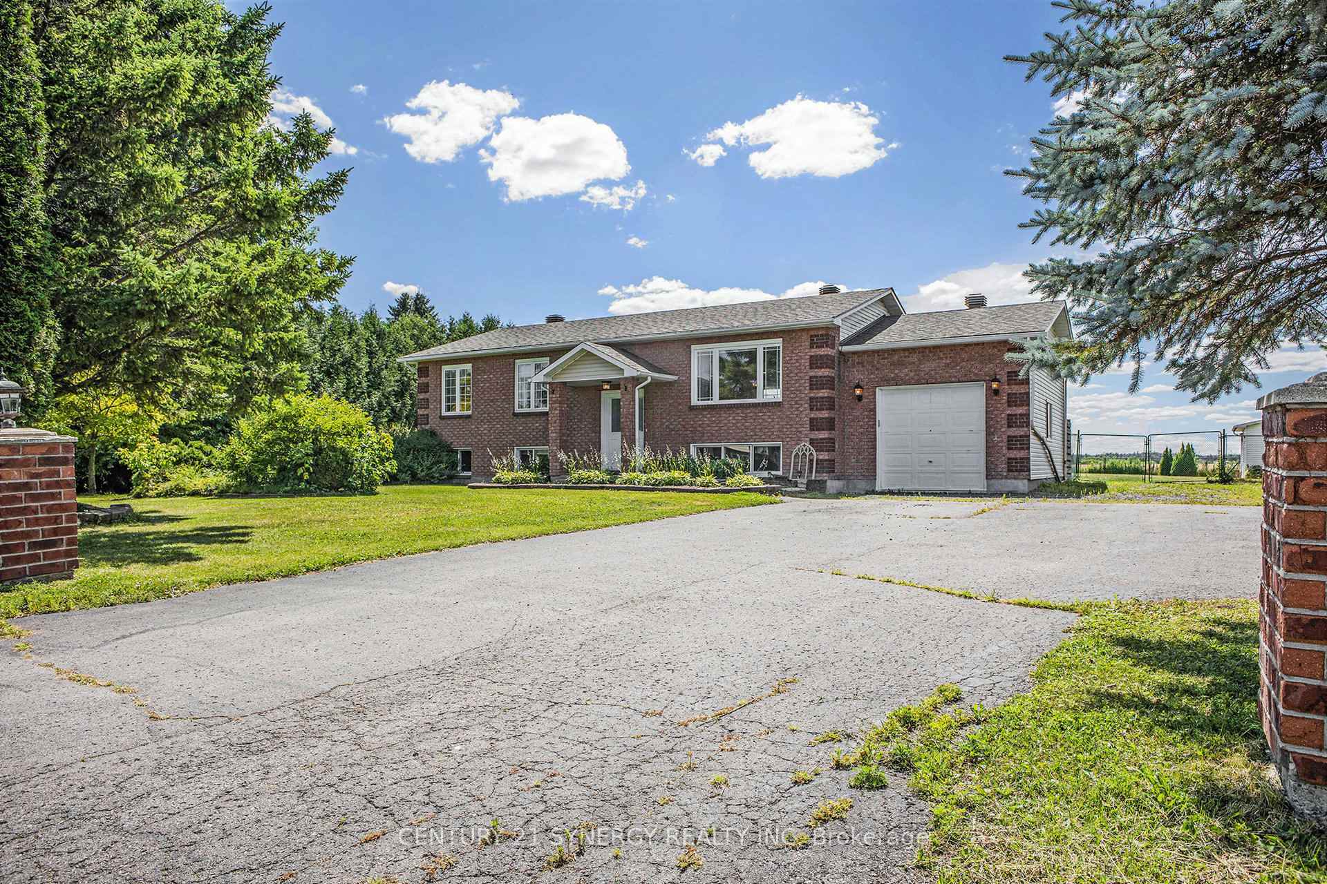 Property Photo: 2938 Gagne Road ON K0A 2A0