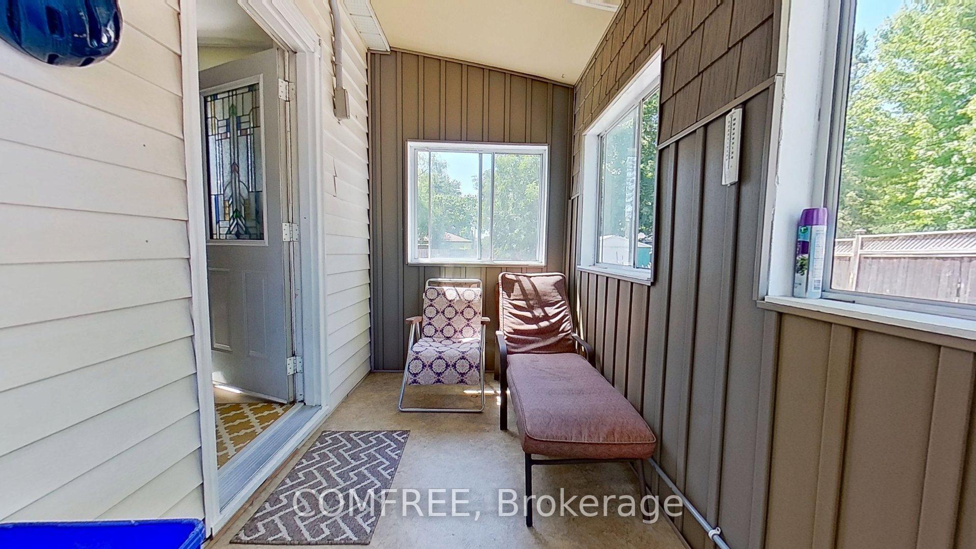 Property Photo: 110 Gilbert Street ON K8P 3H2