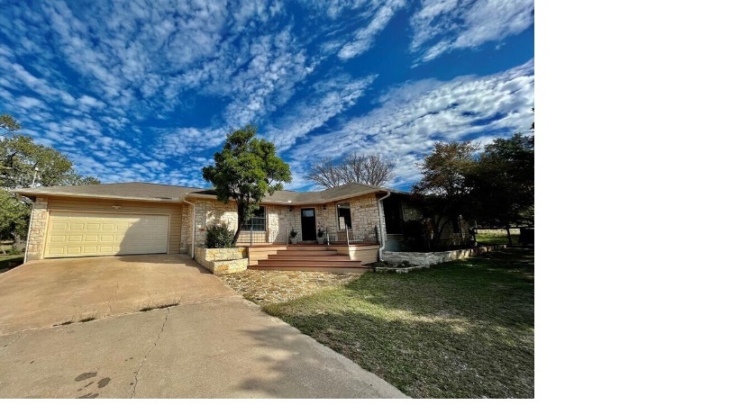 Property Photo:  1045 Hidden Hills Drive  TX 78620 