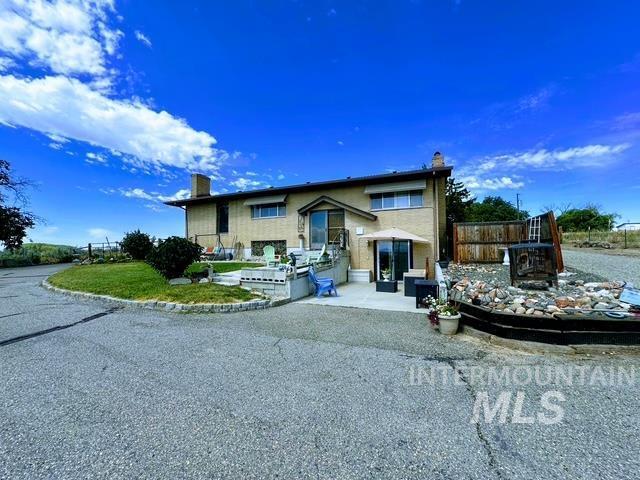 Property Photo:  4436 Baker  OR 97914 