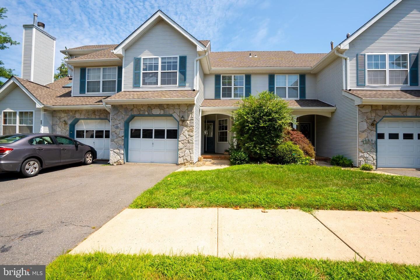 Property Photo: 91 Heather Court NJ 08852