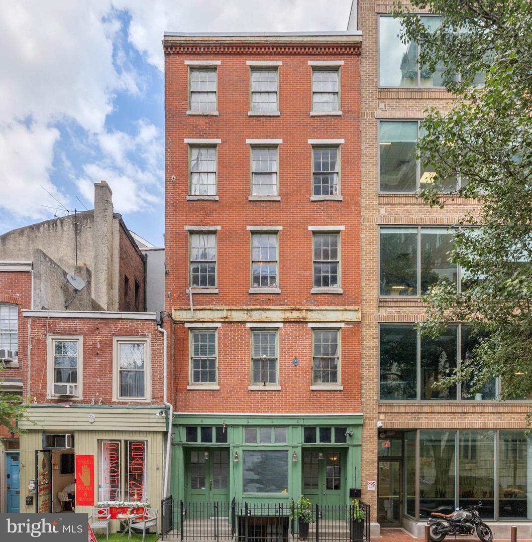 Property Photo: 105 S 2nd Street PA 19106