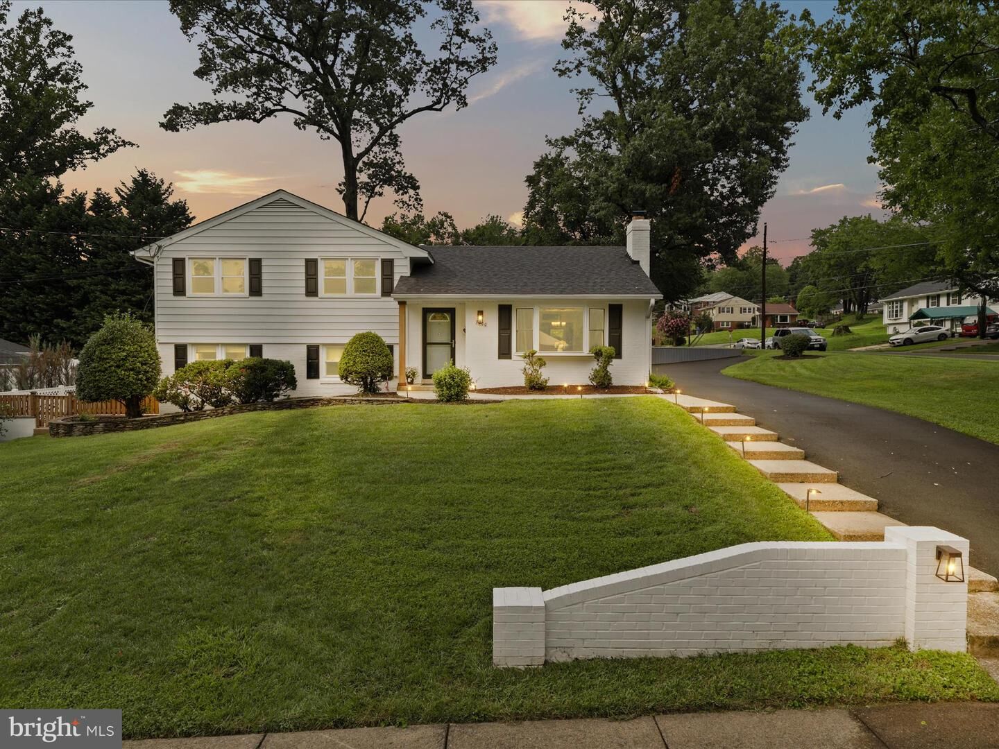 Property Photo: 7900 Gosport Lane VA 22151