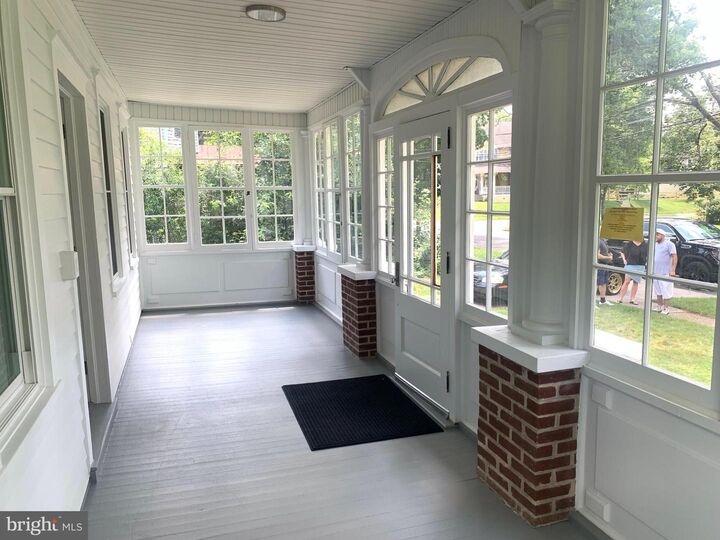 Property Photo:  23 7th 2nd Fl Avenue 2  NJ 08035 