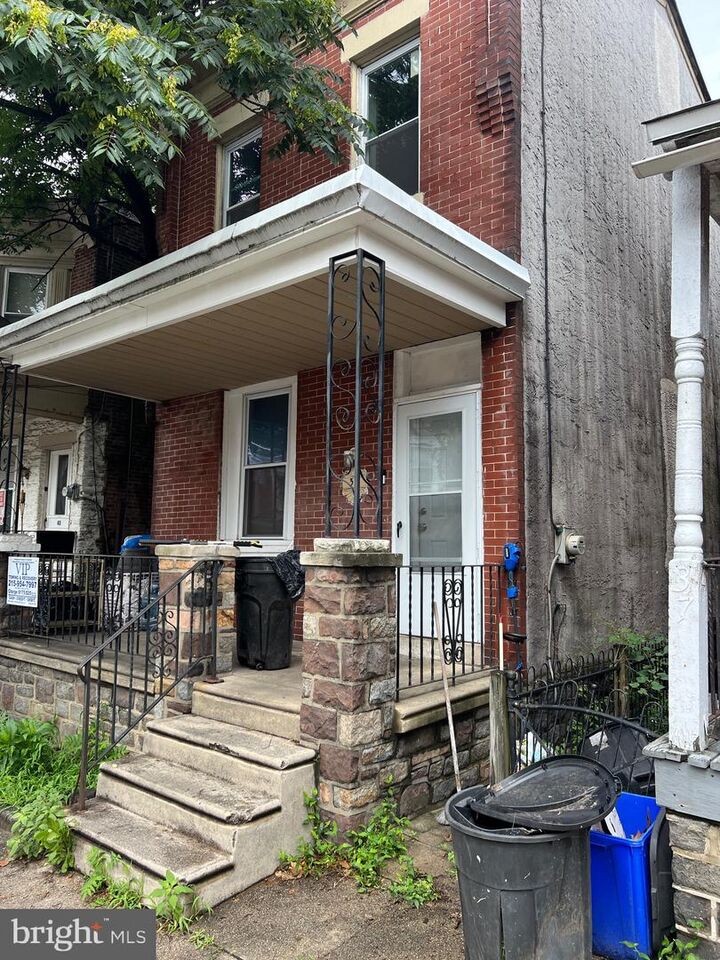 39 W Wyneva Street  Philadelphia PA 19144 photo