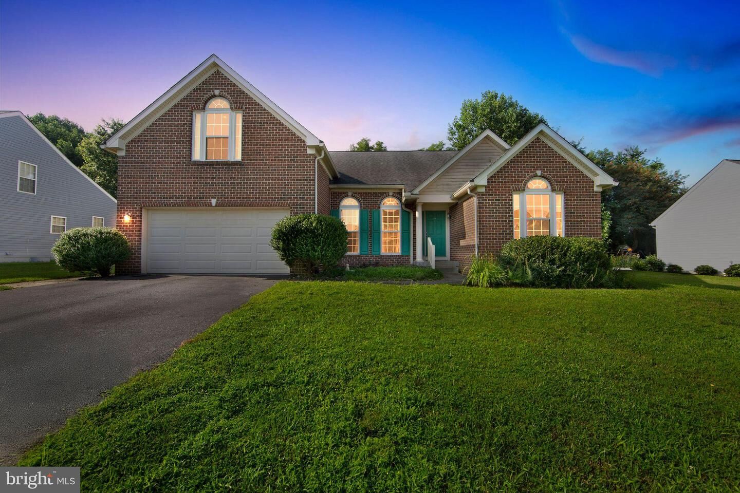 Property Photo: 25 Browning Circle DE 19709