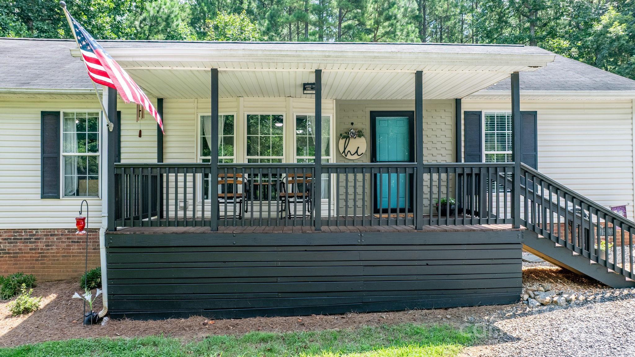 Property Photo: 4358 Bart Lee Street NC 28610