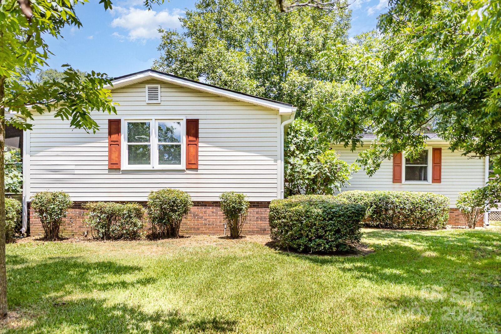 Property Photo: 1069 Susan Circle SC 29730