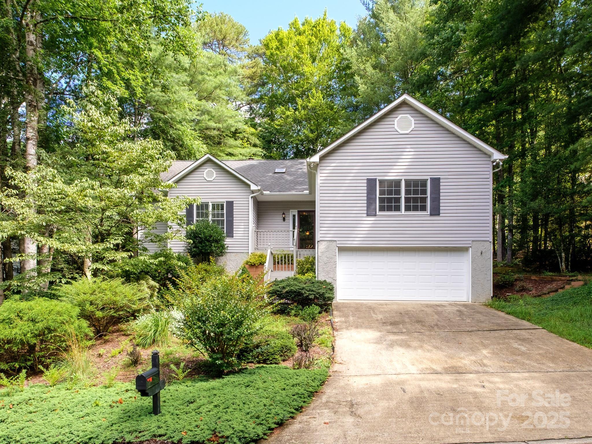 41 Autumn Glen Court  Brevard NC 28712 photo