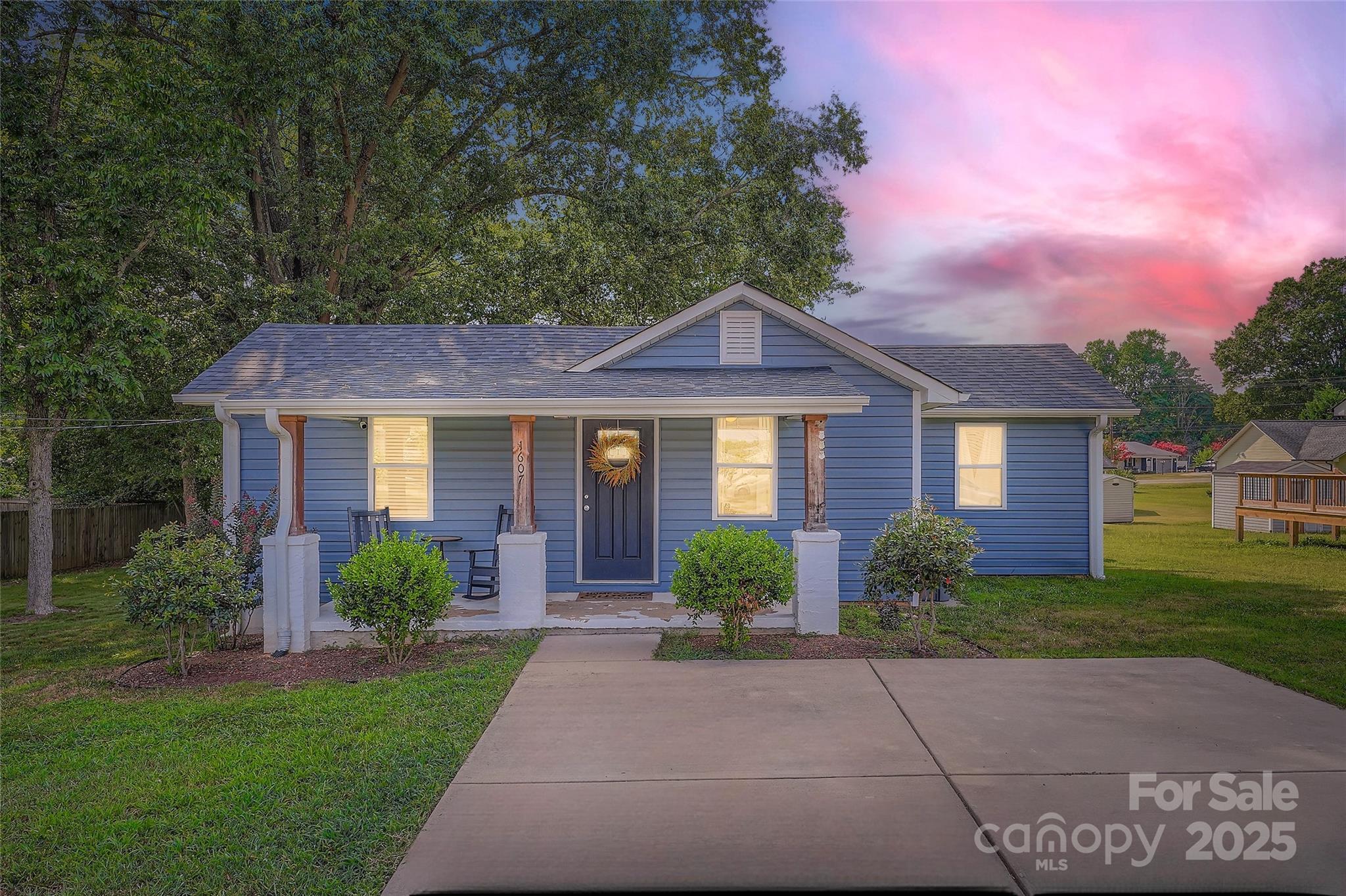 1607 Chapman Avenue  Kannapolis NC 28081 photo