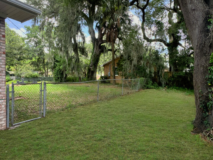 Property Photo: 4644 Winona Street SC 29405