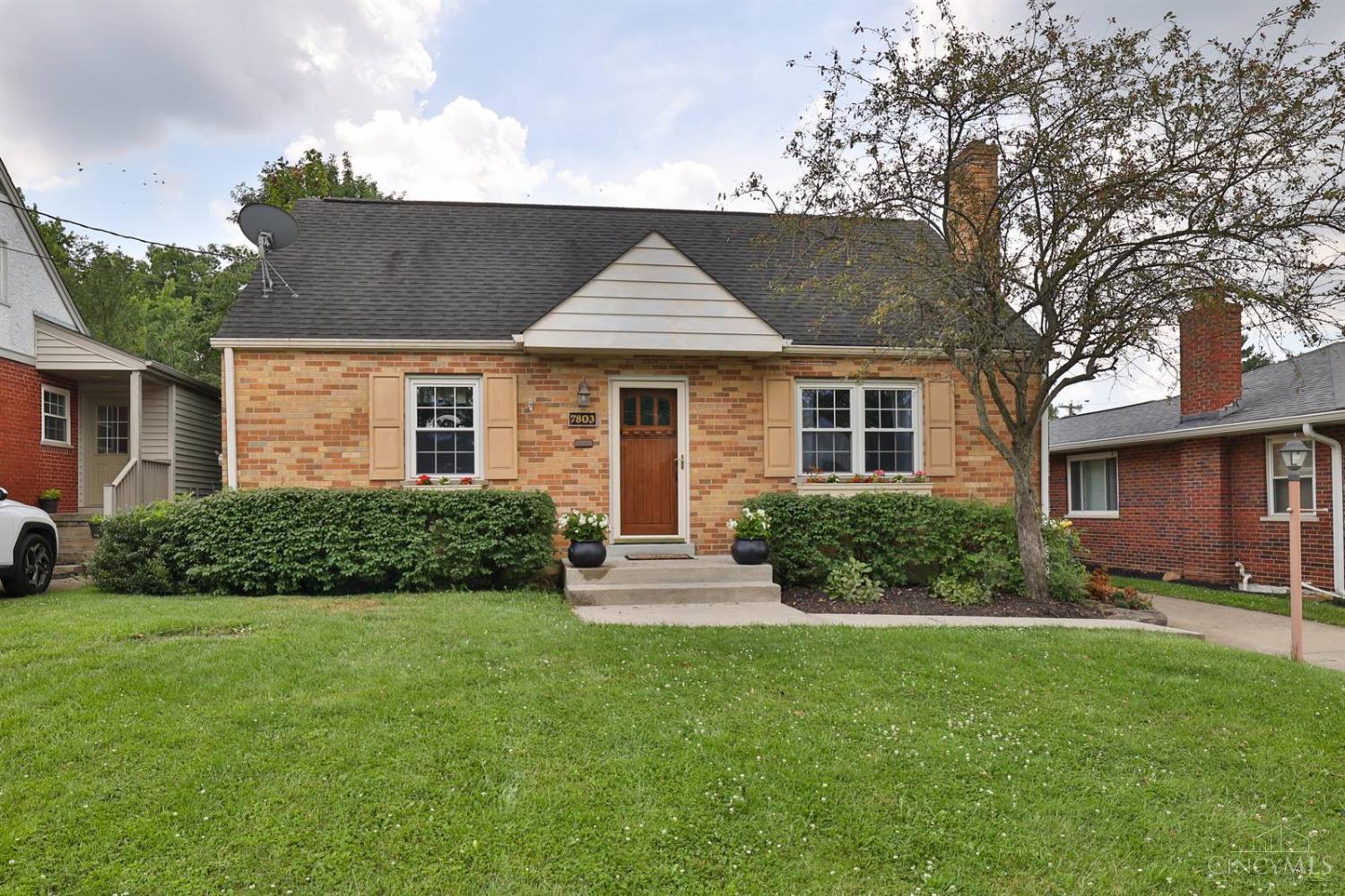 Property Photo:  7803 Greenbriar Lane  OH 45243 