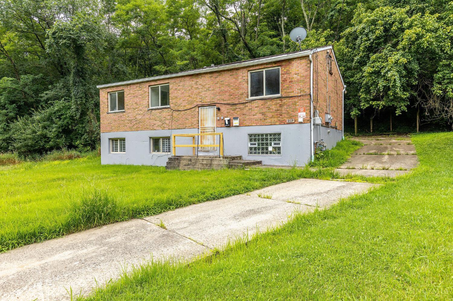 Property Photo:  2117 Saint Leo Place  OH 45211 
