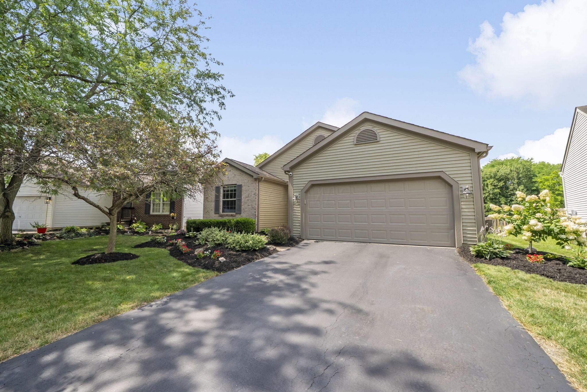 Property Photo: 2185 Yagger Bay Drive OH 43026