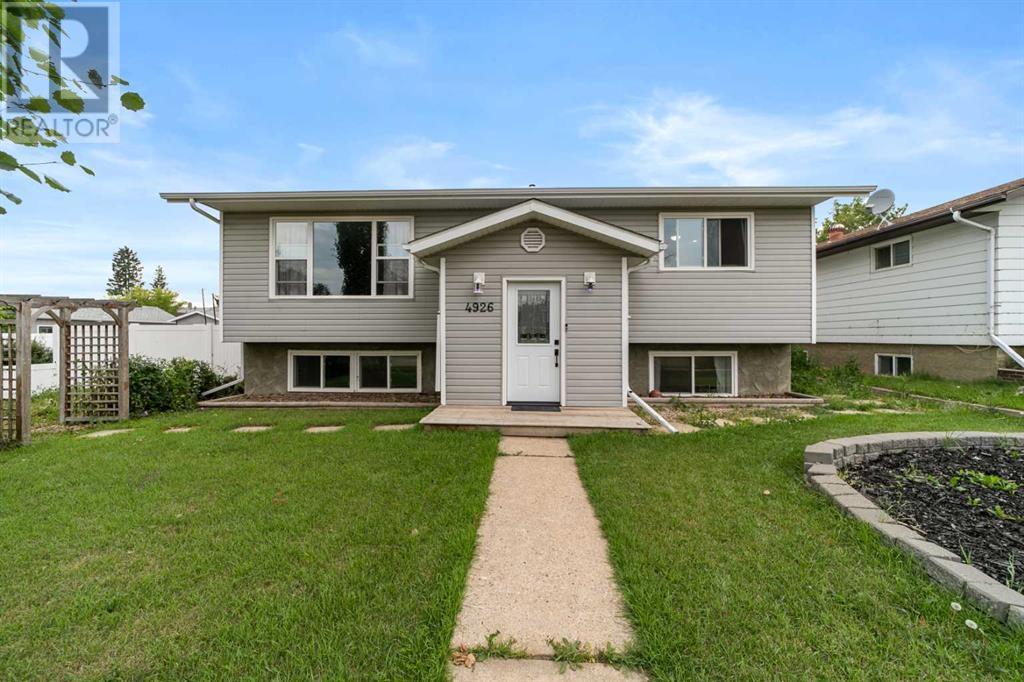 Property Photo:  4926 47 Street  AB T0B 2L0 