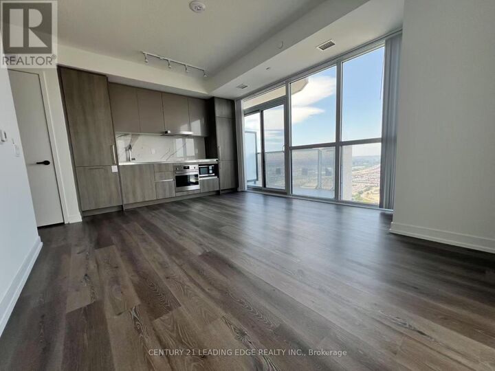 Property Photo: 225 Commerce Street 5609 ON L4K 0R1
