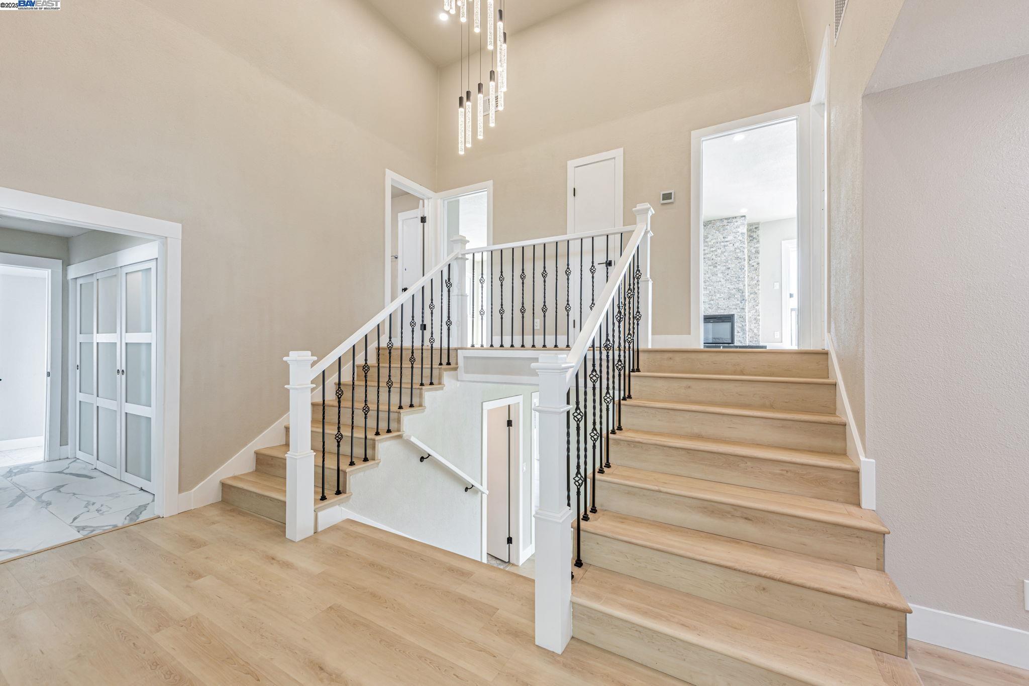 Property Photo:  10745 Ridgeview Way  CA 95127 