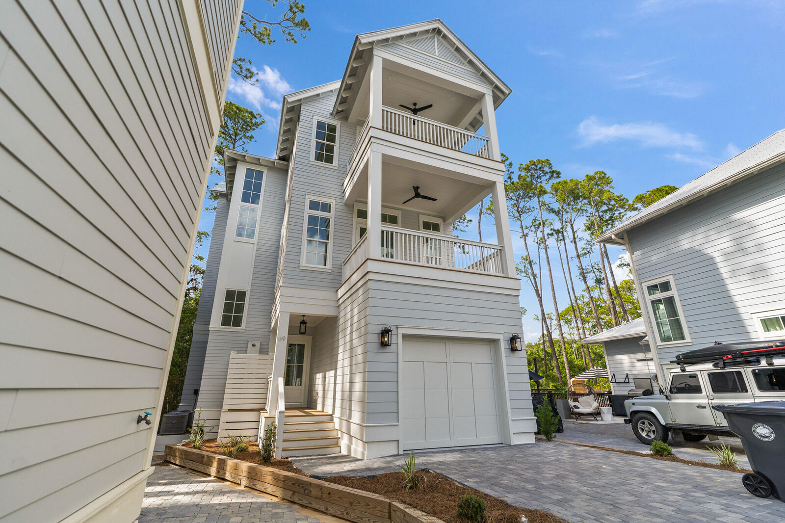 Property Photo: 69 N Silver Maple Drive FL 32461