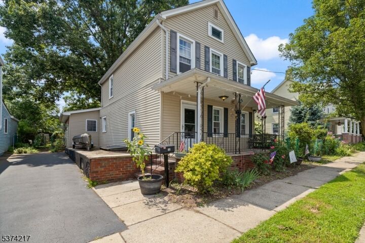 10 Loomis St  Raritan Boro NJ 08869 photo