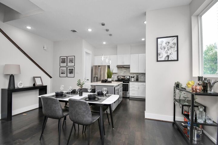 Property Photo:  2815 Palm Street  TX 77004 