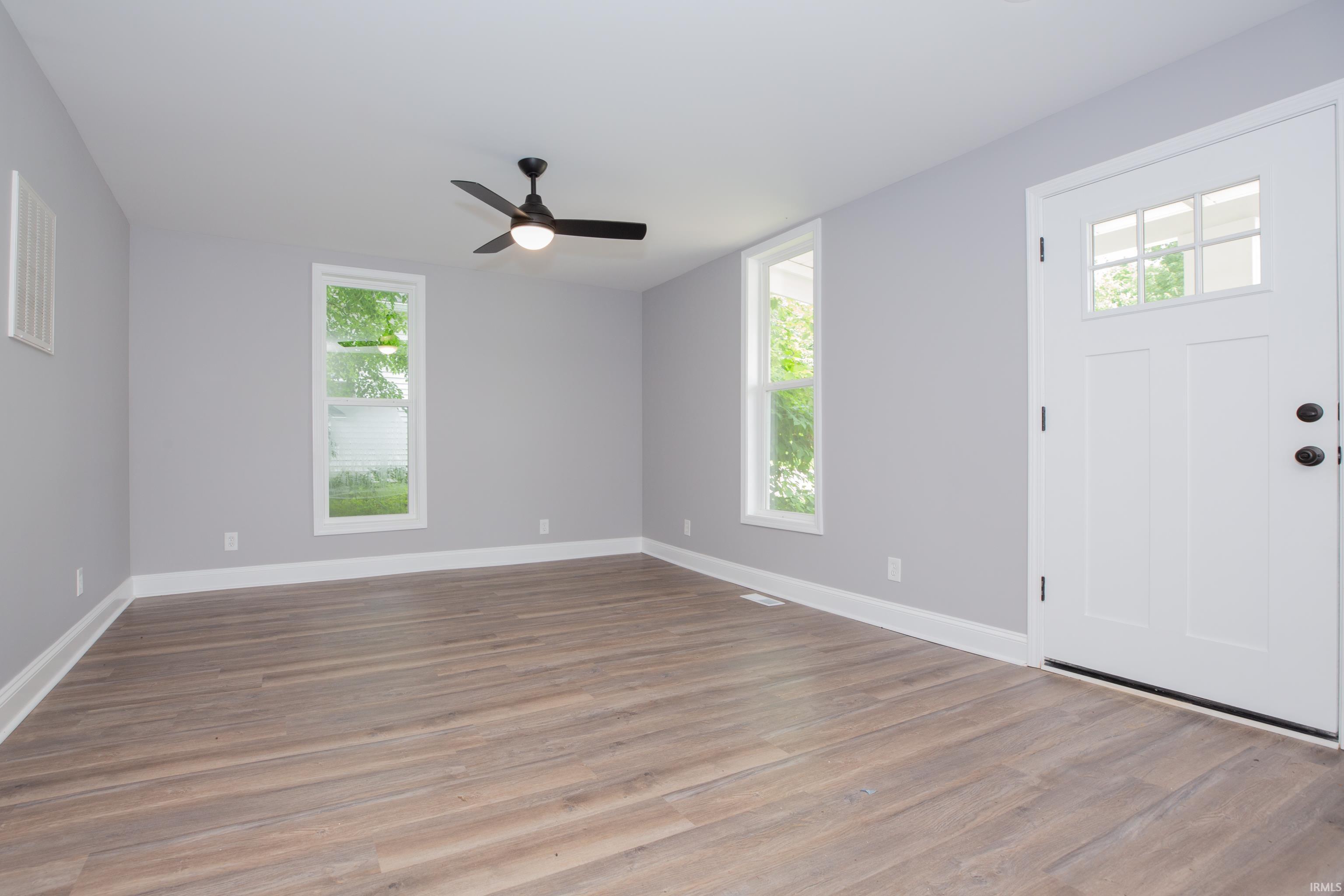 Property Photo: 305 E Washington Street IN 47610-9511