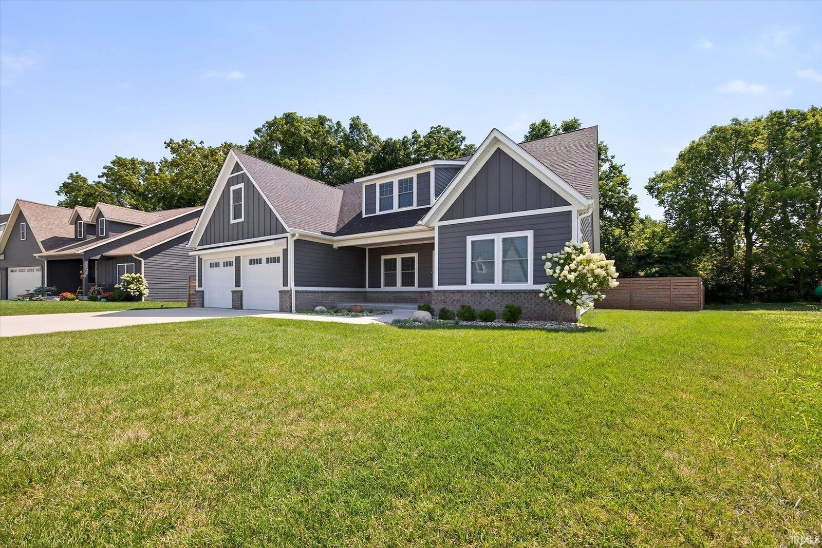 Property Photo: 4606 N Calumet Court IN 47404