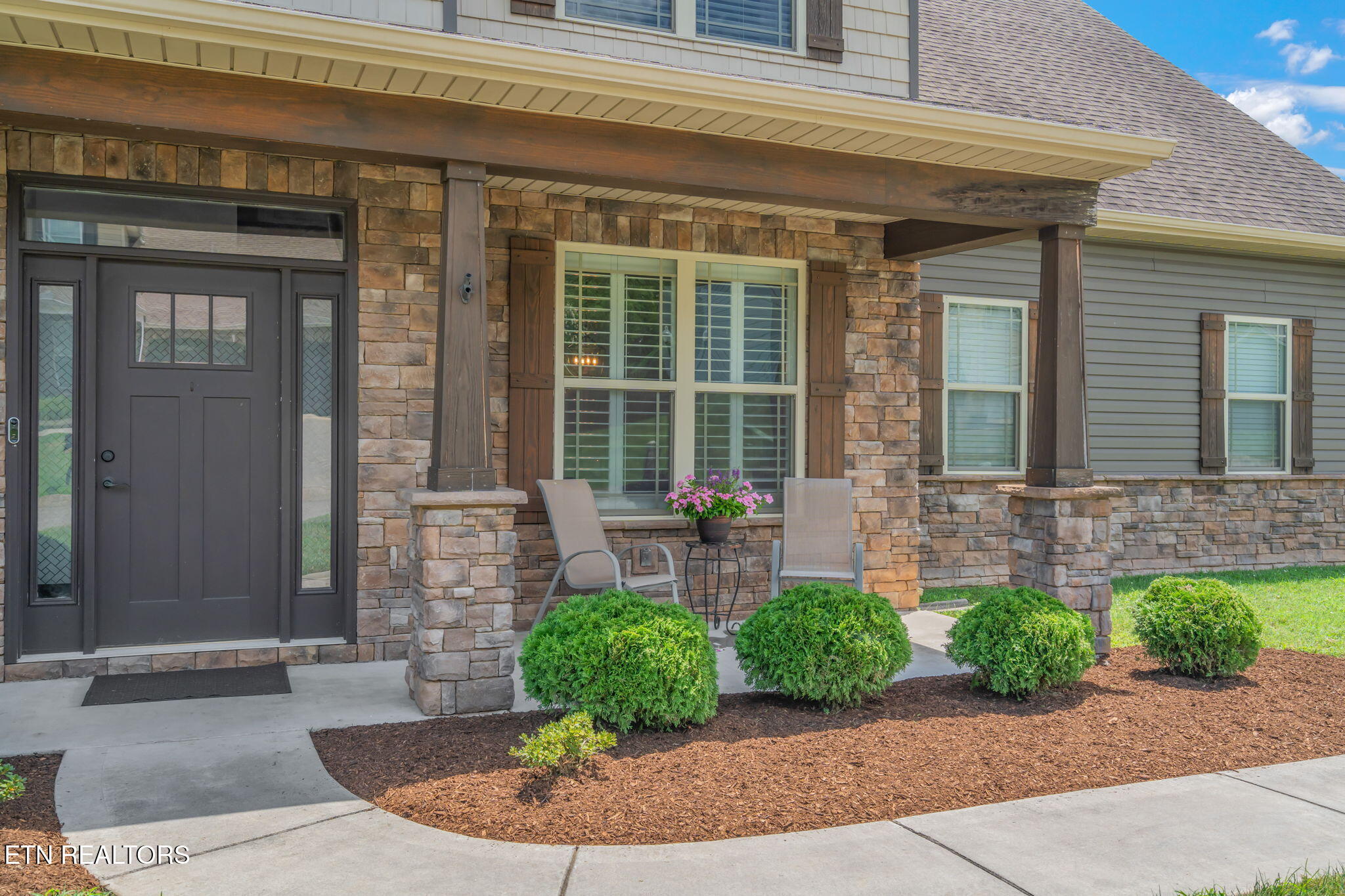 Property Photo: 1202 Quicksilver Way TN 37922