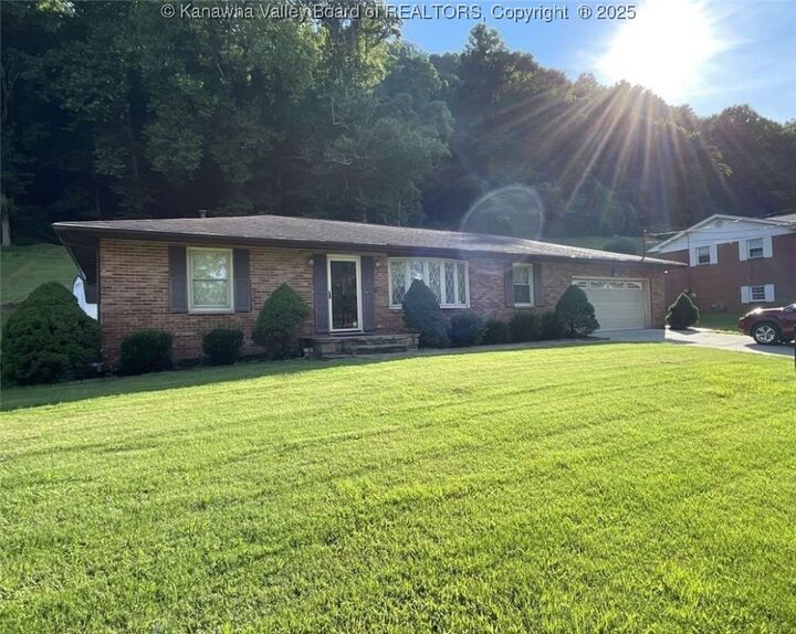4409 Chesterfield Avenue  Charleston WV 25304 photo