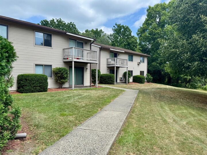 390 Concord Lane  Middletown NY 10940 photo