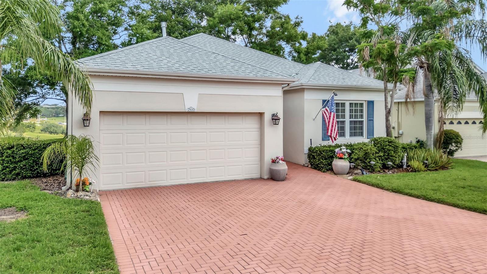 Property Photo:  2500 Castle Pines Street  FL 34711 