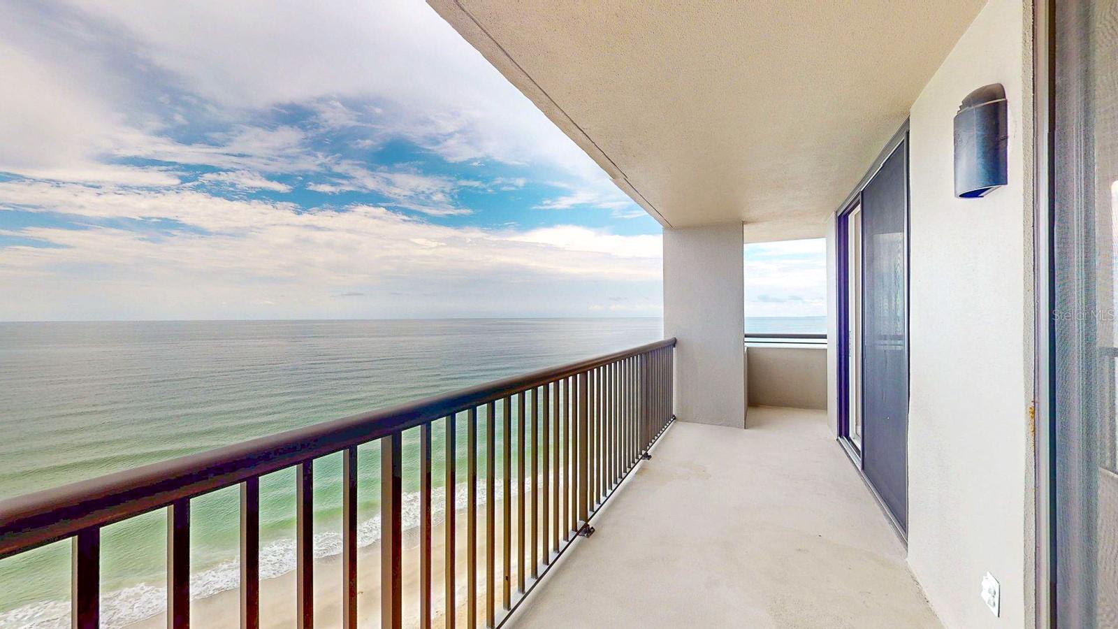 Property Photo: 1660 Gulf Boulevard 802 FL 33767