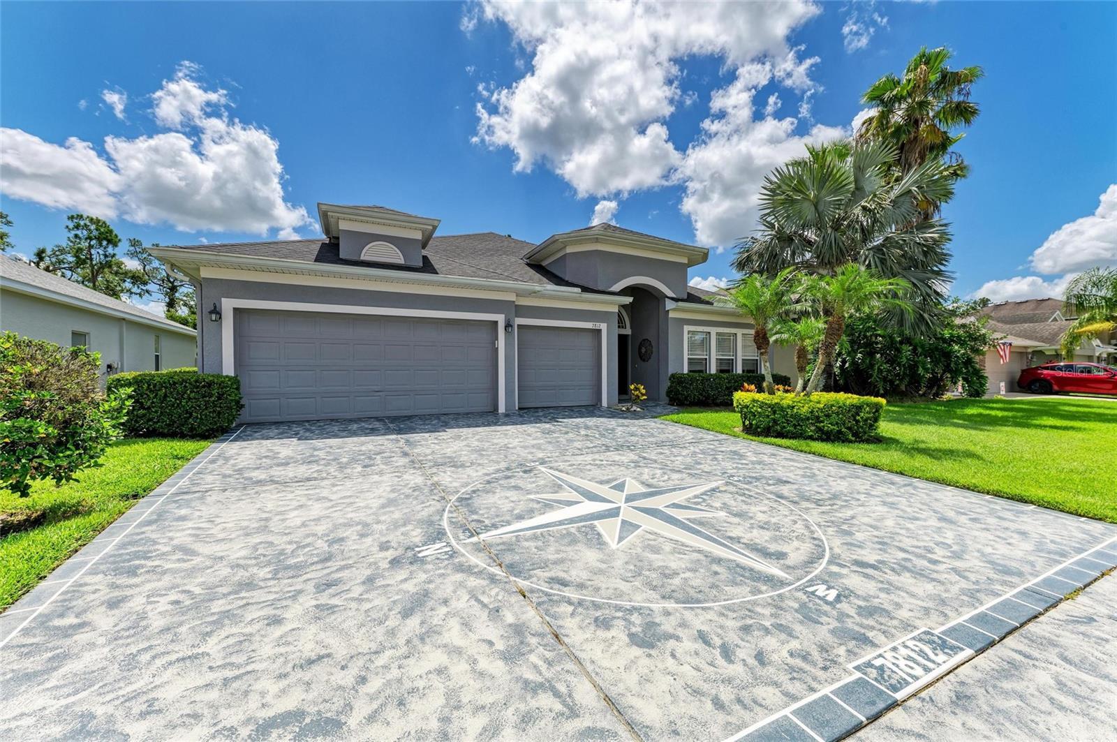 Property Photo: 7812 115th Avenue E FL 34219