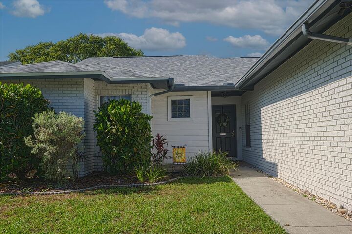 Property Photo: 8743 Hampden Drive FL 33626