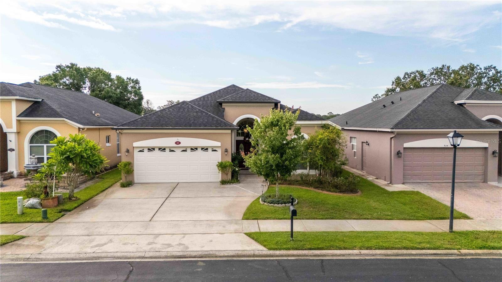 Property Photo:  935 Ekana Green Court  FL 32765 