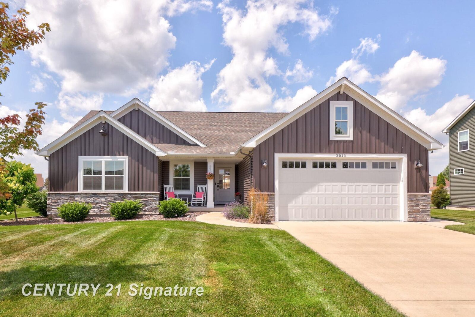 Property Photo: 3615 Coachmans Ridge Drive MI 48603