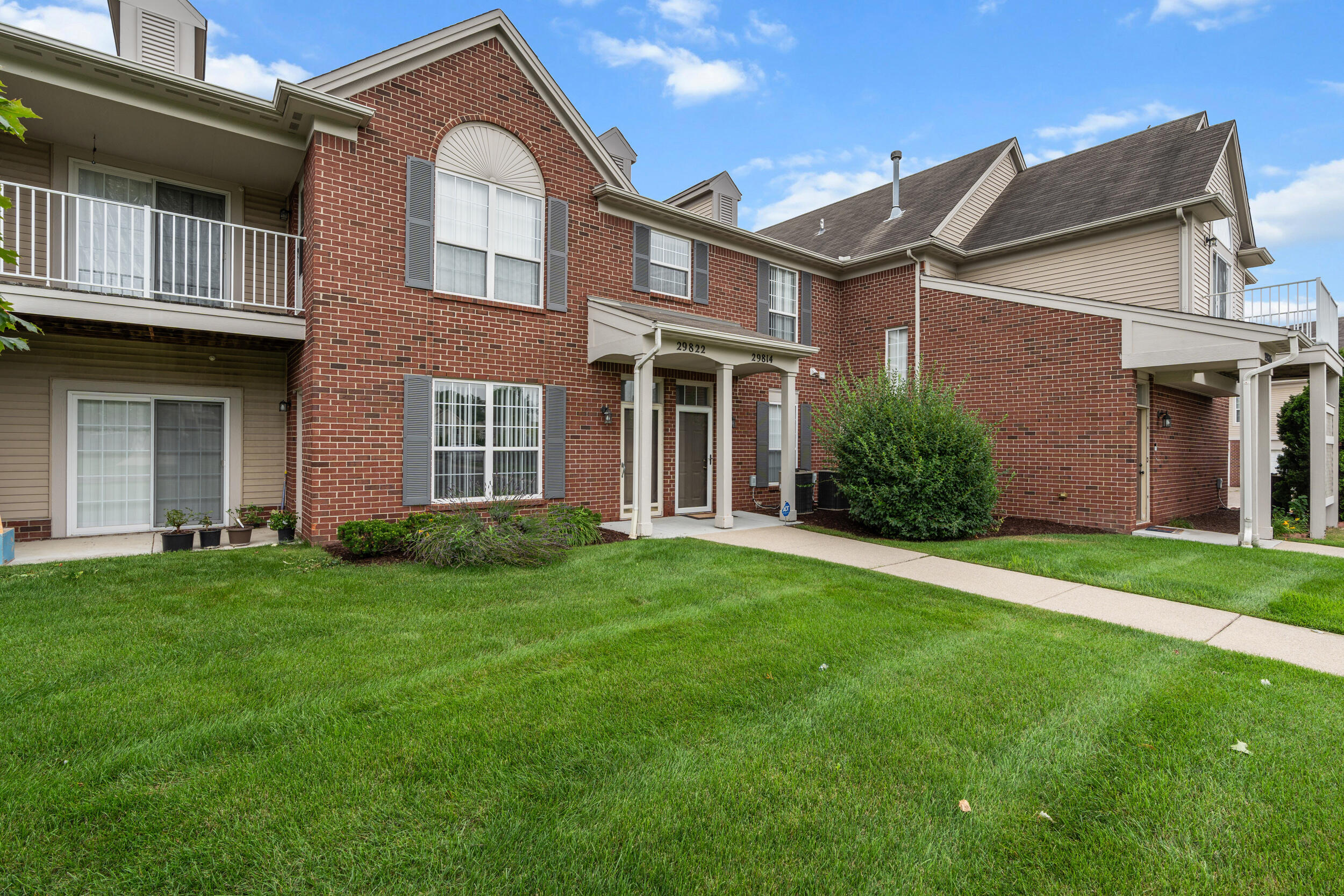 Property Photo: 29822 Heritage Parkway MI 48092