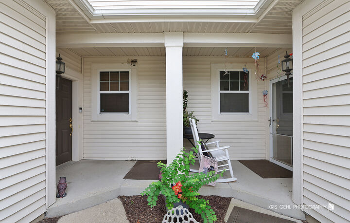 Property Photo: 2800 Cattail Court C IL 60084
