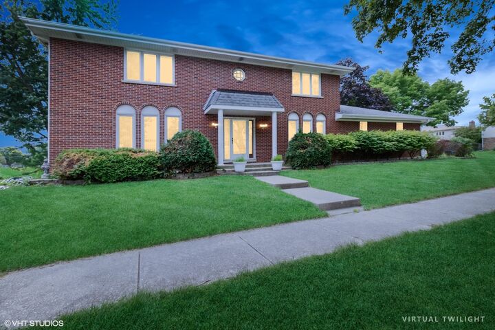 Property Photo: 601 S Saint Cecilia Drive IL 60056