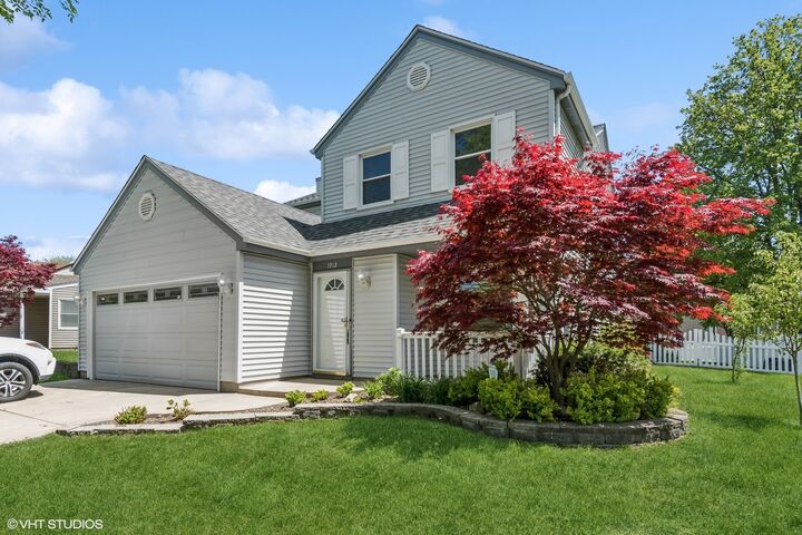 1912 Seton Hall Drive  Naperville IL 60565 photo